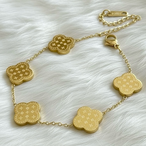 Four Leaf Clover Bracelet 18K Gold Plated Stainless Steel Bracelet - Picture 2 of 6